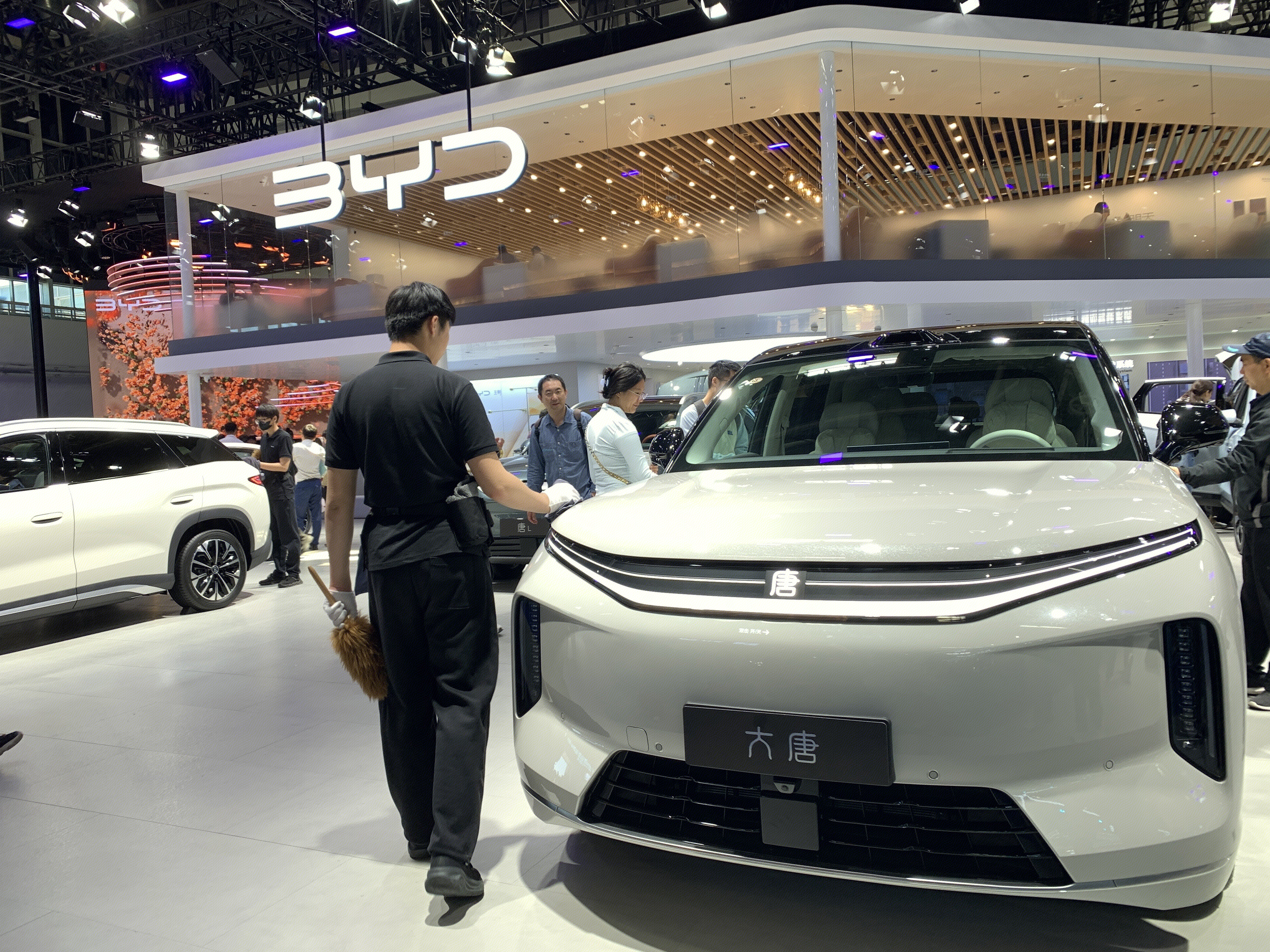 比亚迪 新能源汽车
