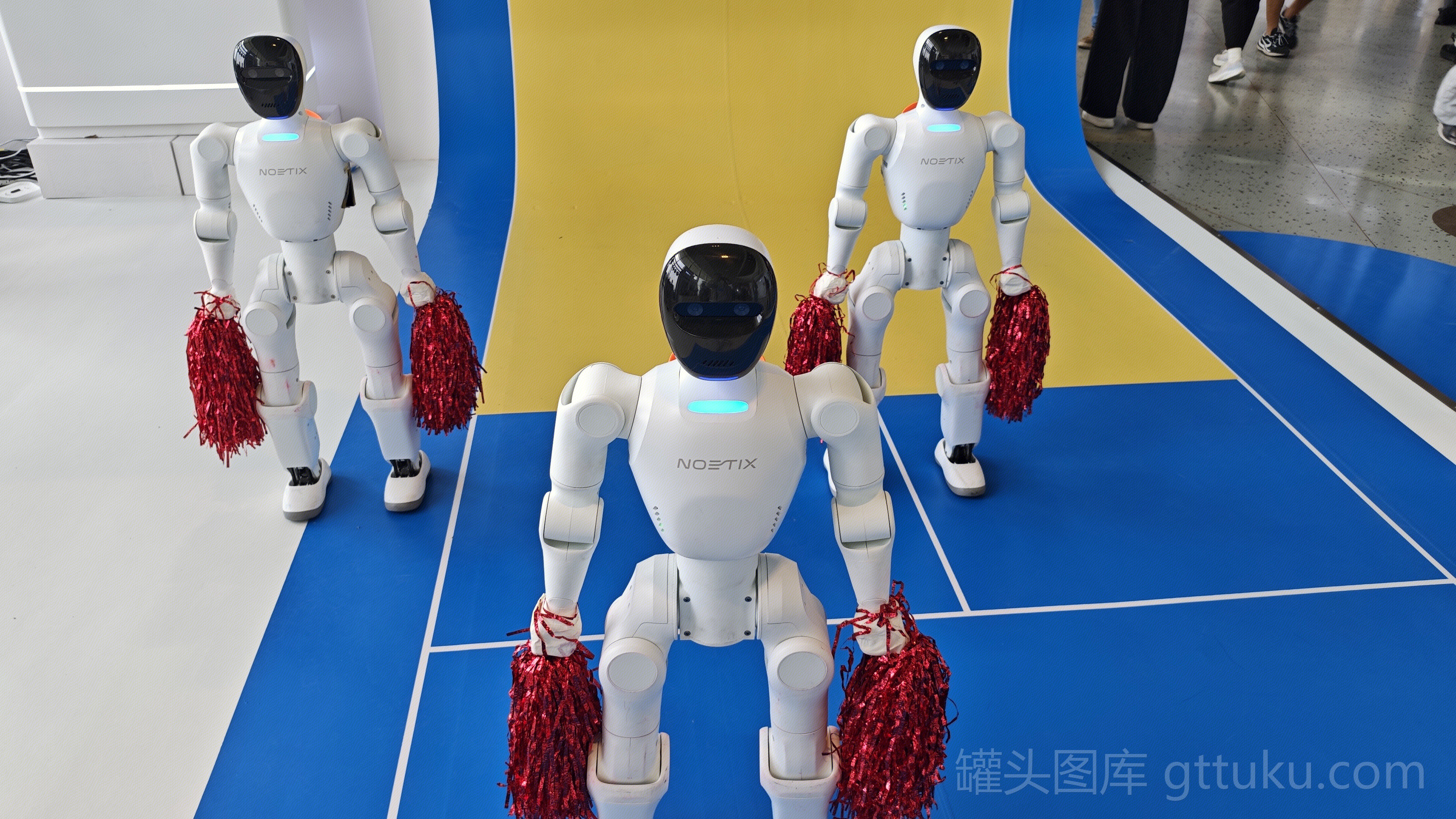 诺亦腾 人形机器人