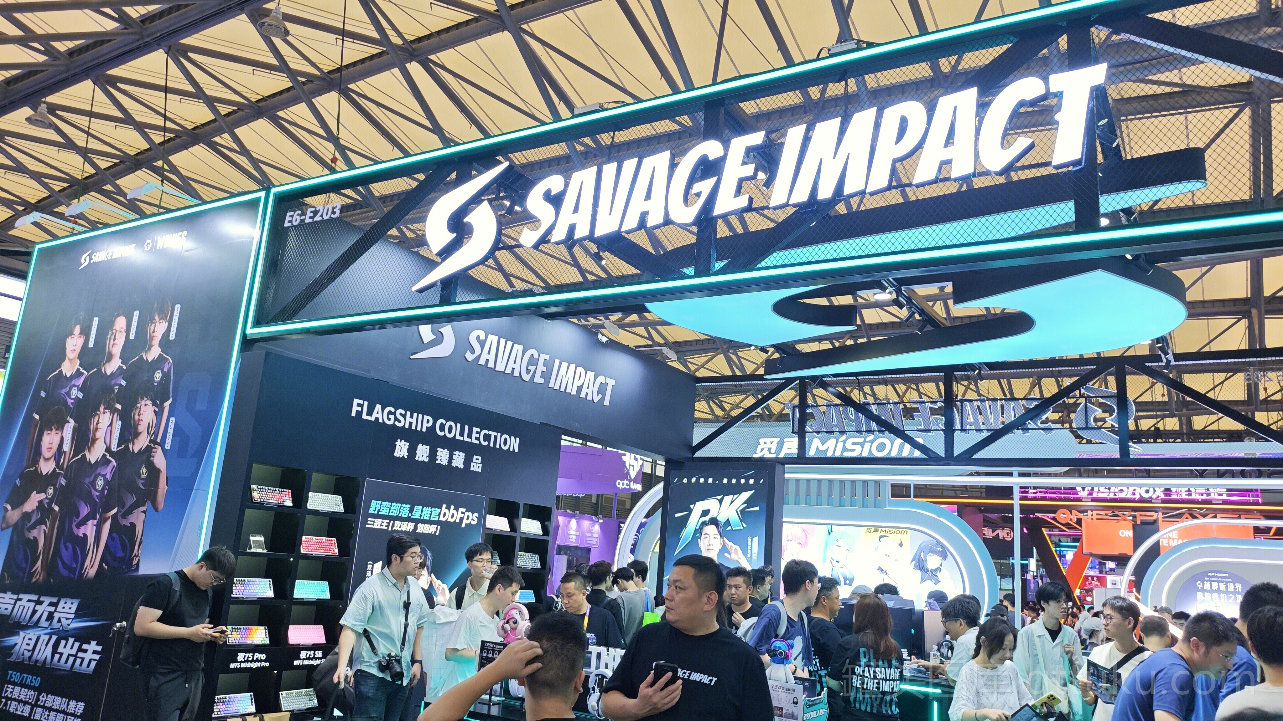 SAVAGE IMPACT 键盘