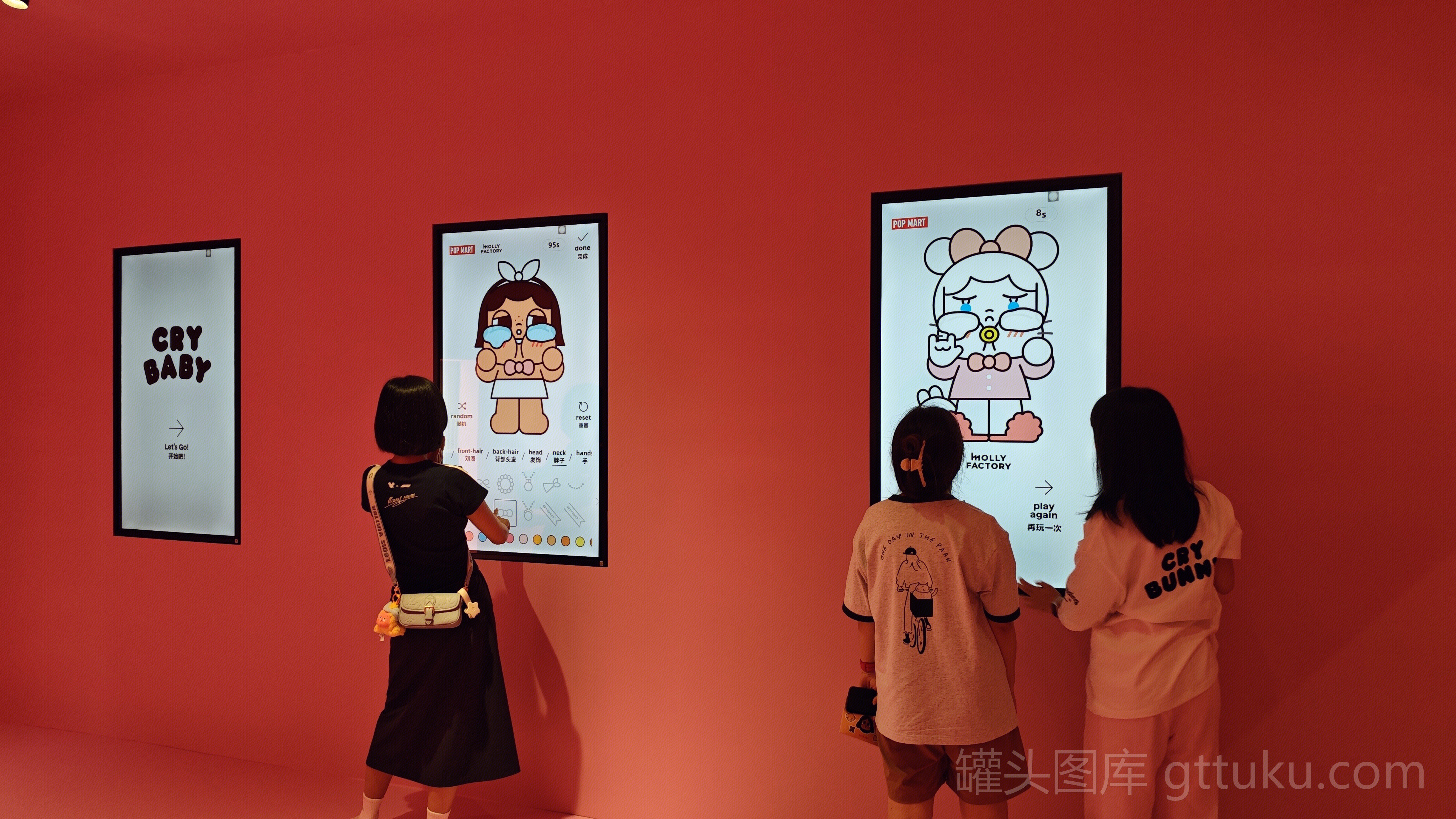 POP MART 玩偶